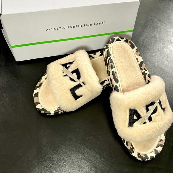 APL Shoes - APL Women’s Shearling Slide – Parchment/Black/Leopard